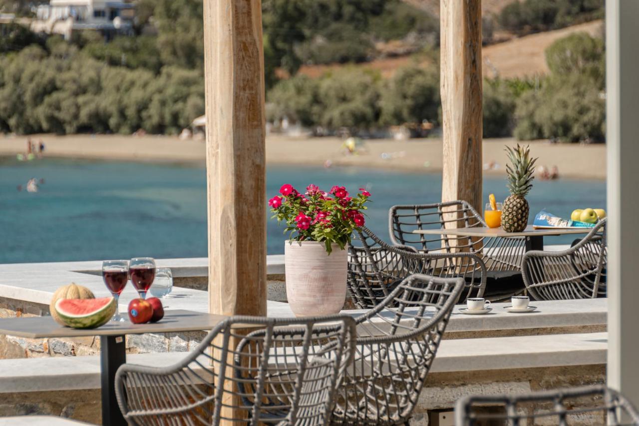 Porto Dema Luxury Suites Schoinoussa 外观 照片